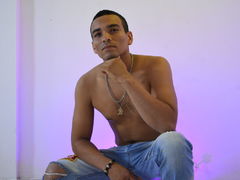 JasonPirs - male webcam at LiveJasmin