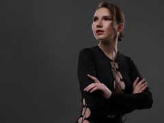 JudyLesson - female with brown hair webcam at LiveJasmin