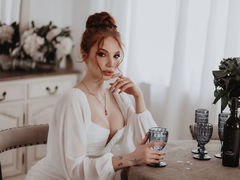 JudyWalsh - female with red hair webcam at LiveJasmin