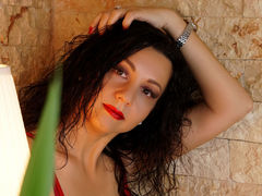 JulienneMorrison - female with brown hair and  big tits webcam at LiveJasmin