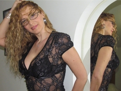 JuliaAliyev - blond female with  big tits webcam at LiveJasmin