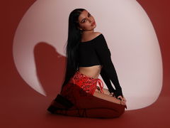 NaomiPearcy - female with black hair and  big tits webcam at LiveJasmin