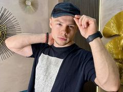 KevinSeans - male webcam at LiveJasmin