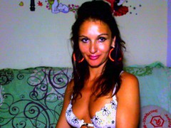 StellaBerlad - female with brown hair webcam at LiveJasmin