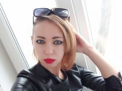 KiraKrowl from LiveJasmin