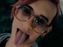 KrissiriWat - shemale webcam at xLoveCam