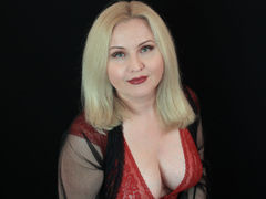 KristinaKesh - blond female with  big tits webcam at LiveJasmin