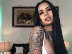 LeilaGarcia - shemale with black hair webcam at LiveJasmin