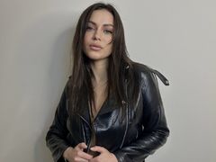 LenRain - female with brown hair webcam at LiveJasmin