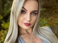 LexiGrace - blond female with  big tits webcam at LiveJasmin