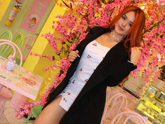 LeylakWith - female with red hair webcam at LiveJasmin