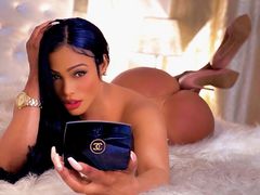 LillySaen - female with black hair and  big tits webcam at LiveJasmin