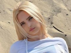 LisaBrenner - blond female with  big tits webcam at LiveJasmin