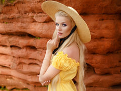 LucretiaPhos - blond female webcam at LiveJasmin