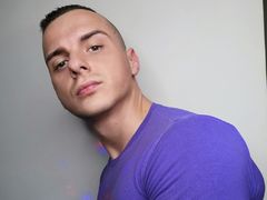 LukeDavis - male webcam at LiveJasmin