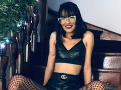 MaddisonGlasx - female with black hair webcam at LiveJasmin