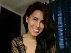 MadocVentura - shemale with black hair webcam at LiveJasmin