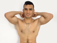 MaicolRamirez - male webcam at LiveJasmin