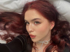 MarlinTrace - female with red hair and  big tits webcam at LiveJasmin