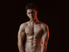 MarvinAdams - male webcam at LiveJasmin