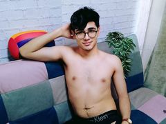 MaxMaxy - male webcam at LiveJasmin