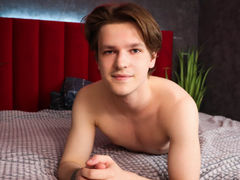 MaximMillers - male webcam at LiveJasmin