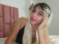 MenaIsabbella from LiveJasmin