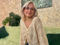 MerlinCharlin - blond female webcam at LiveJasmin