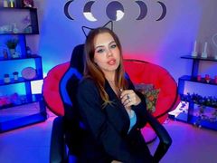 MiaMoare - female with brown hair and  big tits webcam at LiveJasmin