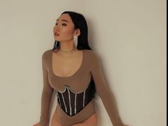 MienParadis - female with black hair and  big tits webcam at LiveJasmin