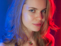 MiiraMiller - blond female webcam at LiveJasmin