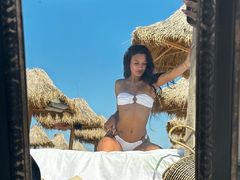 MoniqueGrace - female with brown hair and  small tits webcam at LiveJasmin