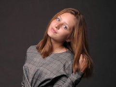 NastikBraun - blond female webcam at LiveJasmin