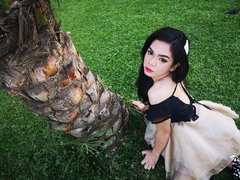 NataliaWatapampa - shemale with black hair webcam at LiveJasmin