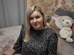 NikaSkyline - blond female with  big tits webcam at LiveJasmin