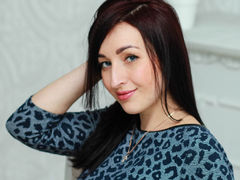 NikaJunes - female with red hair webcam at LiveJasmin