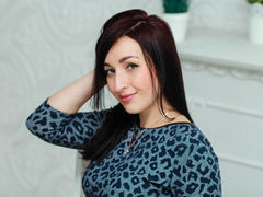 NikaJunes - female with red hair webcam at LiveJasmin