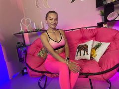 OlivaCendy - blond female webcam at LiveJasmin