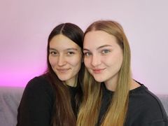 OliviaAndMary from LiveJasmin