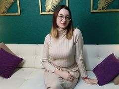 OliviaSheils - female with red hair webcam at LiveJasmin