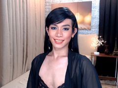 RileyRuben - shemale with black hair webcam at LiveJasmin