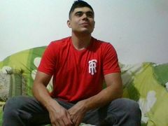 RonnieGarzon - male webcam at LiveJasmin