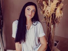 RosaForter - female with black hair webcam at LiveJasmin