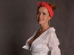 RosieFray - blond female with  big tits webcam at LiveJasmin