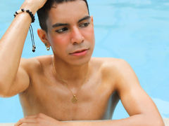 SaemgStron - male webcam at LiveJasmin