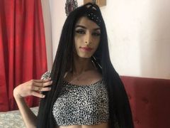 SalomeeSaenz - shemale with black hair webcam at LiveJasmin