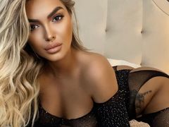 SamanthaRogue - blond female with  big tits webcam at LiveJasmin