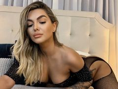 SamanthaRogue - blond female with  big tits webcam at LiveJasmin