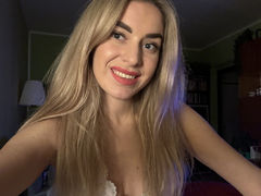 Sansy from LiveJasmin