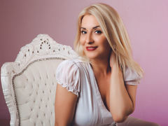 SaraStanton - blond female with  big tits webcam at LiveJasmin